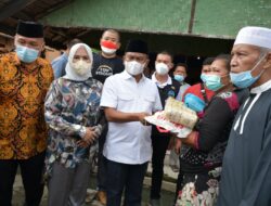 Bupati Darma Wijaya, Dampingi Walubi Sumut Beri 500 Paket Bantuan untuk Warga Sergai