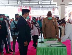 30 Penjabat Kades Se- Kabupaten Boalemo Dilantik Bupati Anas Jusuf