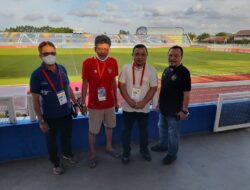 Dukungan Hendra Hemeto kepada Panipi Raya FC di Stadion Banteng Tangerang
