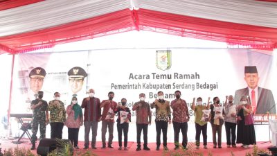 Bupati dan Wabup Sergai Temu Ramah dengan Guru Sekolah Minggu dan Pimpinan Gereja