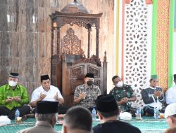 Selesai Dibangun, Wabup Sergai Sholat Perdana di Masjid Al-Ikhlas