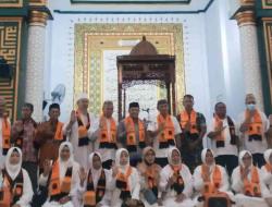 Saipul Mbuinga Lepas 46 Jemaah Umrah Asal Pohuwato