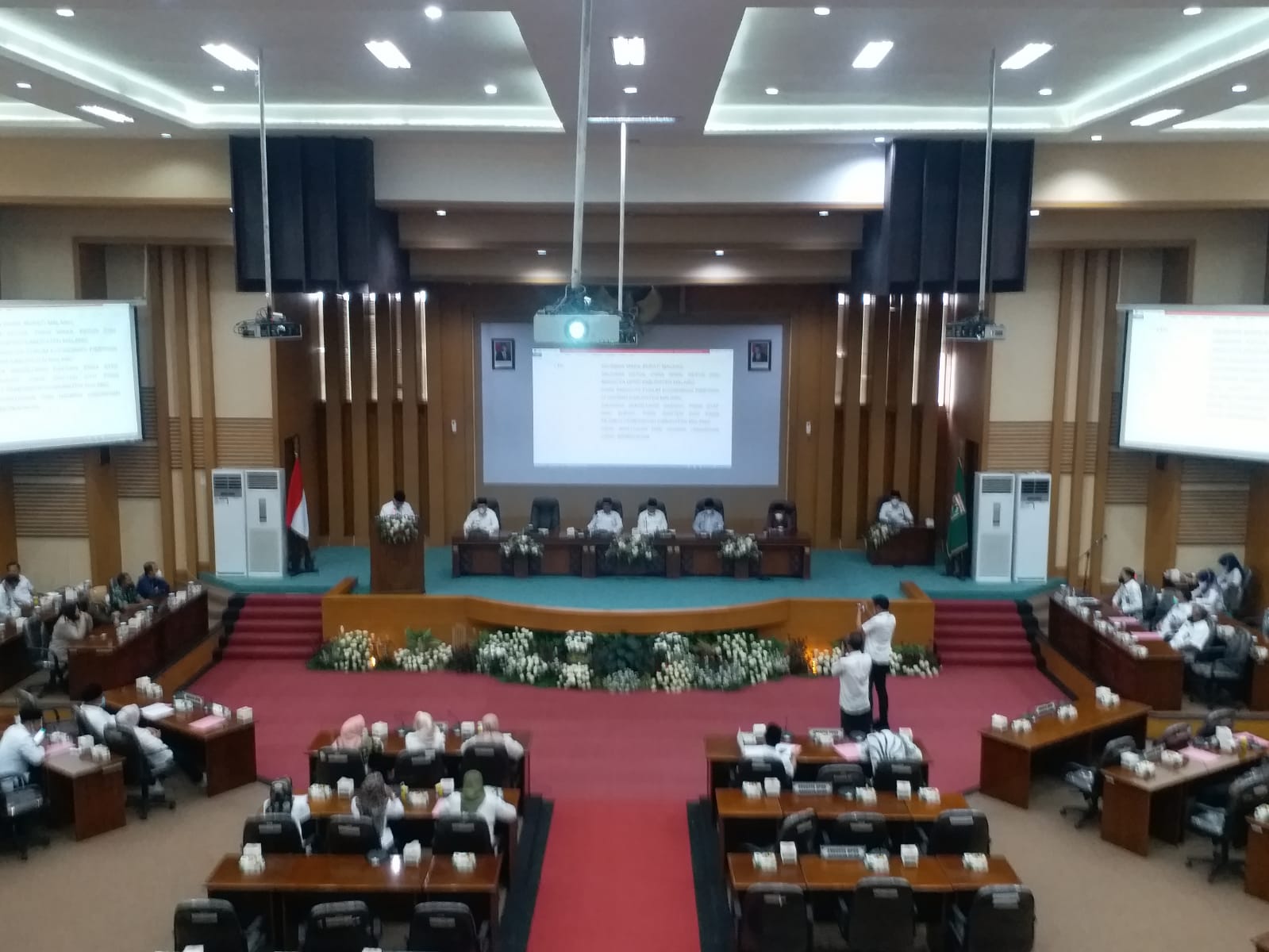 Bupati Sampaikan Jawaban Atas Pemandangan Umum DPRD Terhadap Empat Raperda Kabupaten Malang