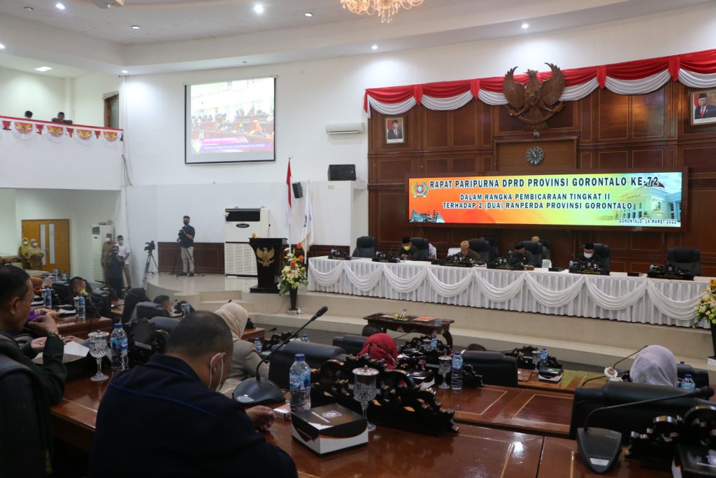 rapat paripurna deprov gorontalo ke-72