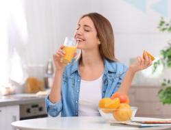 Vitamin C untuk Covid? Ini Rekomendasi Terbaik untuk Anda