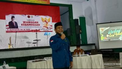 H. Gunawan Beri Pembekalan Wasbang Kepada Ratusan Abang Becak