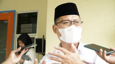 Kunjungi Dinas Dukcapil, Plt. Bupati Gorut Harapkan Pelayanan Lebih Dimaksimalkan