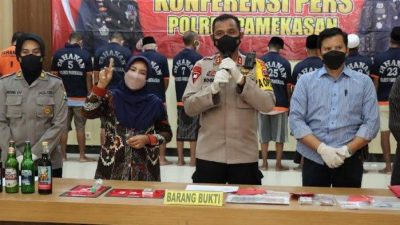 5 Warga Pamekasan Digrebek Saat Berjudi, Begini Nasib Mereka!