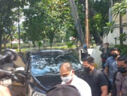 Cuma Menunduk saat Muncul di Komnas HAM, Begini Tampang Bharada E Terduga Penembak Brigadir J