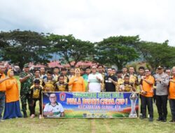 Buka Turnamen Sepak Bola Piala Bupati Ceria Cup – I Kecamatan Sumalata, Begini Harapan Thariq Modanggu