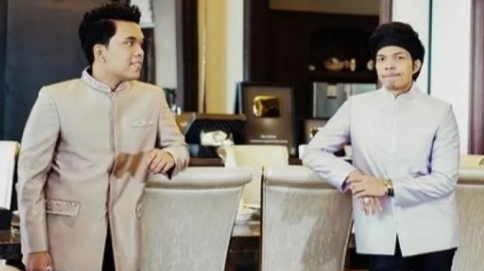 Belajar dari Atta dan Thariq Halilintar, Simak 5 Adab Saat Makan dan Minum