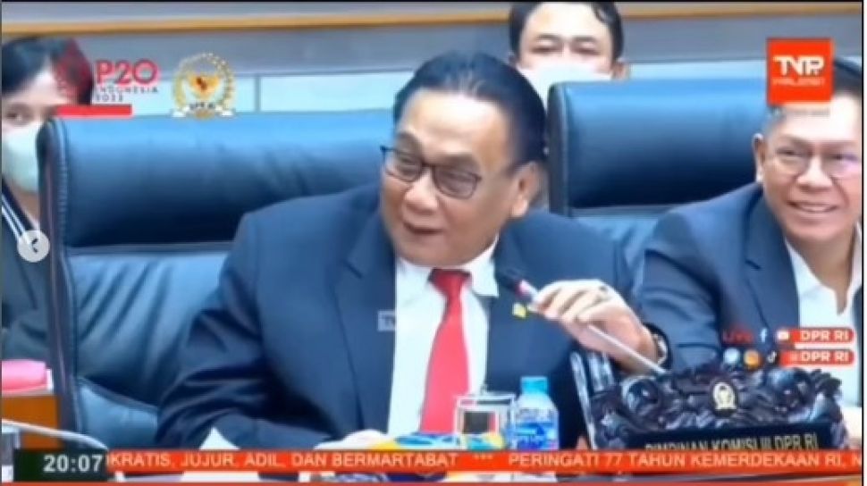Suara Perempuan Panggil 'Sayang' di Rapat Komisi III DPR Bareng Kapolri Bikin Heboh, Warganet: Ketahuan Ini Bapak-bapak