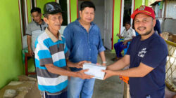 Rahmat Rahman Serahkan Bantuan Untuk Nelayan di Biau