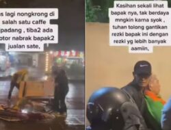 Dagang di Tengah Hujan, Penjual Sate Langsung Terduduk Lemas saat Gerobaknya Hancur Ditabrak Sepeda Motor