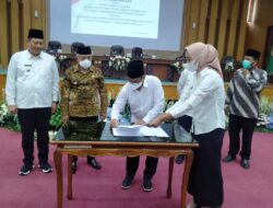 Bupati dan DPRD Setujui Raperda Perubahan APBD Kabupaten Malang TA 2022