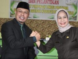 Meski Tak Menjabat Lagi, Roni Sampir Tetap Panggil Hadijah Tayeb dengan Sebutan Sekda