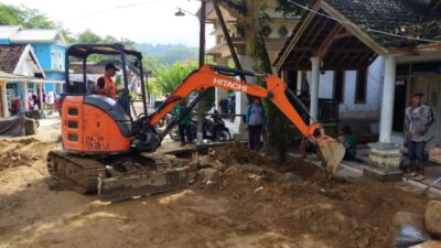 Gerak Cepat Lakukan Pembersihan, Warga Tirtoyudo Apresiasi Kinerja Bina Marga