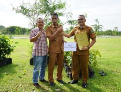 1000 Bibit Pohon Produktif Dibagikan Pemkab Asahan ke Masyarakat