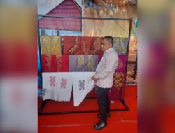 Pameran Karawo dan Kopiah Karanji di FPDL Jadi Perhatian Wabup Hendra