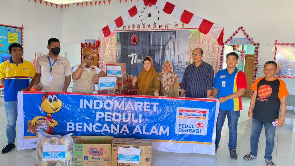 Kolaborasi Pemkab Bone Bolango dan Dunia Usaha Bantu Warga Korban Longsor