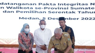Bupati Asahan Tandatangani Pakta Integritas Netralitas ASN Pemilu 2024
