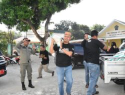 Sekda Roni dan PASKAS Salurkan Bantuan Untuk Ponpes dan Panti Asuhan di Kabgor