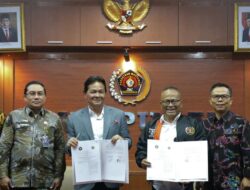 DKPP dan PWI Teken MoU Sosialisasi KEPP Secara Nasional
