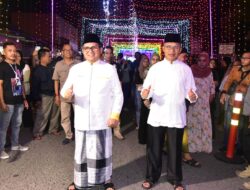 Marten Taha Takjub dengan Antusias Masyarakat dalam Memeriahkan Festival Malam Tumbilotohe