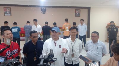 Kesalahpahaman dan Alkohol Picu Bentrok di Depan Makro Supermarket: 11 Tersangka Ditahan!