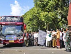 519 Calhaj Kabupaten Trenggalek Diberangkatkan, Ini Pesan Mas Ipin