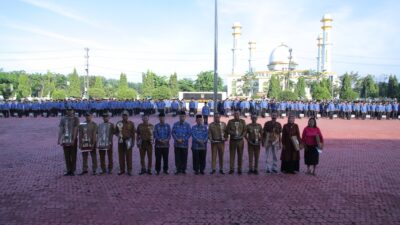 Sekda Serahkan Penghargaan Kelurahan/Desa Terbaik Asahan 2023