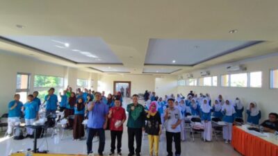 Kadis Kominfotik Dorong Siswa SMKN 1 Gorontalo Jadi Pribadi Unggul dan Berdaya Saing di Era Digital