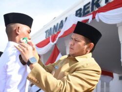 Sambut HUT Kemerdekaan ke-78 RI, Wabup Sergai Kukuhkan 33 Paskibraka
