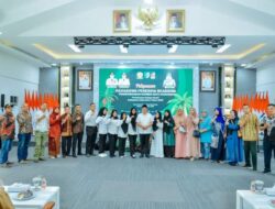 Bupati Batu Bara Lepas 14 Orang Peraih Beasiswa BPDPKS 2023