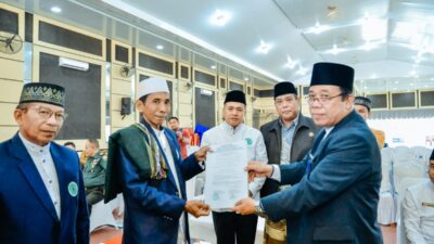 Bupati Zahir Hadiri Pelantikan Ketua MUI Batu Bara