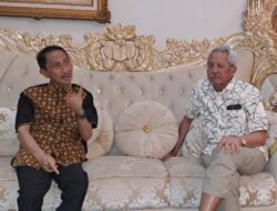 Bupati Nelson Pomalingo Terkesan dengan Dedikasi Tursandi Alwi dalam Pembangunan Daerah