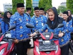 Polemik Kebijakan Walikota Semarang Bagi-bagi 177 Sepeda Motor ke Lurah