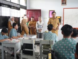 Wawali Kota Gorontalo Pantau Pelaksanaan Belajar Mengajar Siswa SMPN 6 Kota Gorontalo