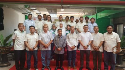 Kuatkan Persatuan Pedagang Pasar Modern Limboto, Bupati Kukuhkan Asosiasi Masa Bakti 2023-2028