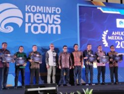 Diskominfotik Provinsi Gorontalo Raih Prestasi Gemilang dalam Anugerah Media Center 2024