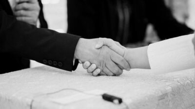 Penurunan Drastis Angka Pernikahan di Indonesia: Apa yang Terjadi?