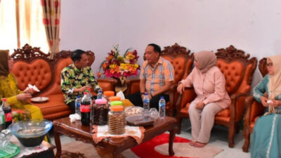 Perayaan Meriah Lebaran Ketupat: Bupati Nelson Rayakan Kebersamaan di Perkampungan Etnis Jawa