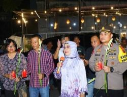 Forkopimda Labuhanbatu Lepas Pawai Lilin Waisak 2568
