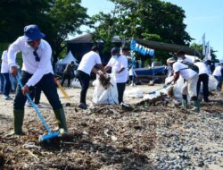 Peringati Hari Lingkungan Hidup Internasional 2024, Penjagub Gorontalo Pimpin Aksi Bersih Pantai