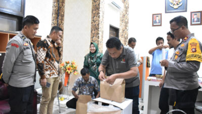 KPU Pastikan Kesiapan Logistik untuk PSU di TPS 02 Desa Tuladenggi Aman