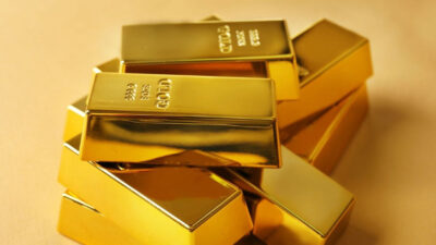 Harga Emas Dunia Kembali Menguat Usai Anjlok Pekan Lalu