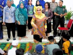 Plt Bupati Labuhanbatu Hadiri Sunat Massal di Aula Kantor Camat Panai Tengah