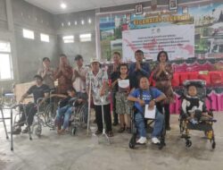 Penyandang Disabilitas di Toba Terima Bantuan