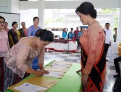 96 Bunda PAUD di Toba Dikukuhkan