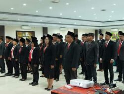 Sekda Toba Harapkan Panwascam dapat Berkolaborasi dengan Seluruh Pihak
